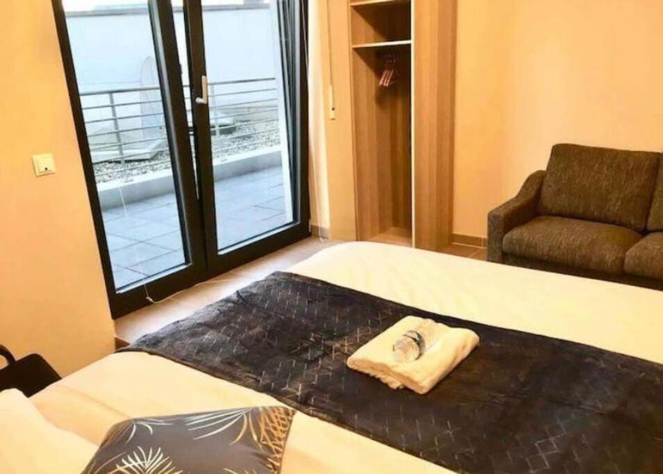 Two Bedrooms In Center With Terrace Luxemburg